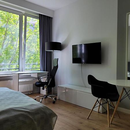Chopin Apartments Expo Варшава Экстерьер фото